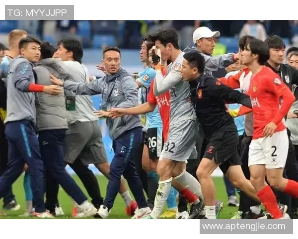 北京足球队意识争议引发热议球迷与媒体的不同声音分析